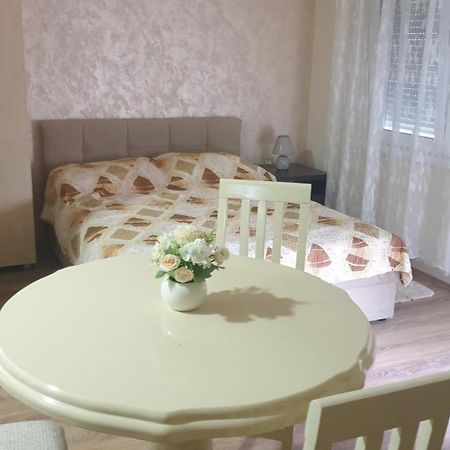 Apartments Kamenjar Újvidék Kültér fotó