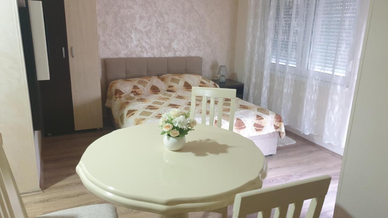 Apartments Kamenjar Újvidék Kültér fotó